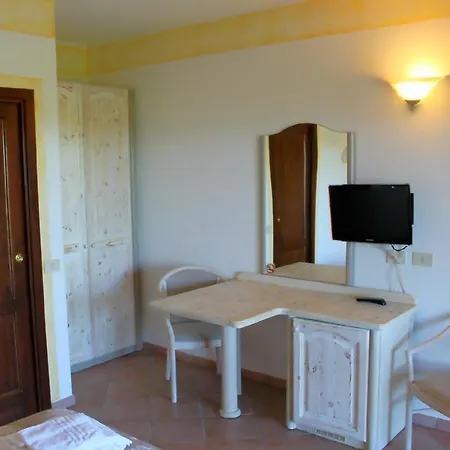 Porto Mannu 3*