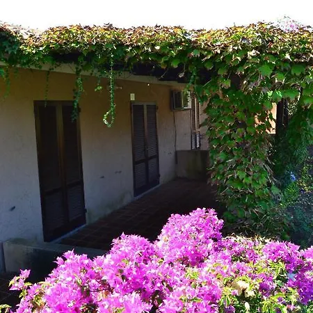 Porto Mannu Aparthotel 3*