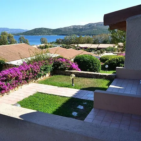 Porto Mannu Hotel apartamentowy 3*
