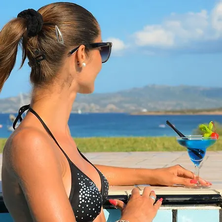 Hotel apartamentowy Porto Mannu