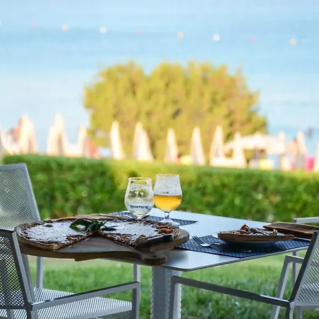 Porto Mannu Hotel apartamentowy 3*